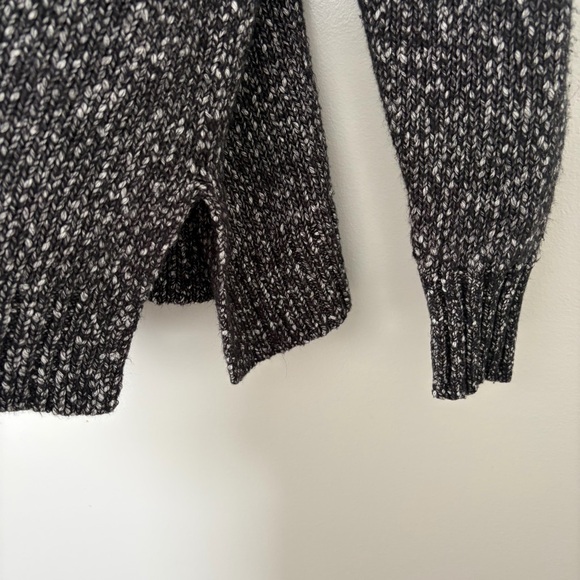 Loft Knit Sweater Marled Black Gray White Pullover Crew Neck Medium - Picture 4 of 7